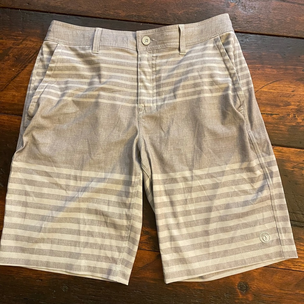 Hang ten hybrid shorts